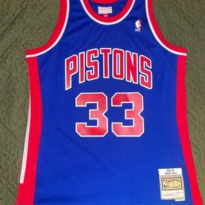 Brand New Blue and Red Grant Hill Pistons Throwback Jersey